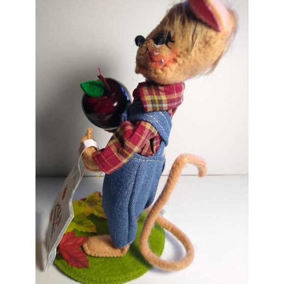 Annalee Mouse In Overalls Figurine Orchard Seasonal Fall Fabric 7in Handcrafted - Picture 3 of 4